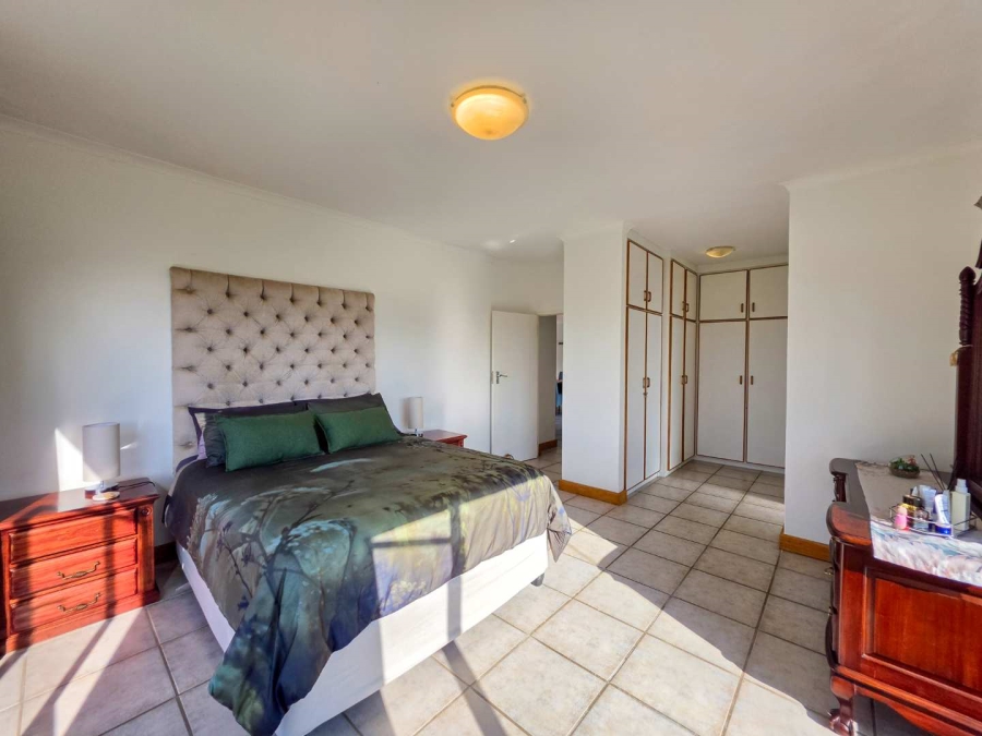 4 Bedroom Property for Sale in Stilbaai Wes Western Cape